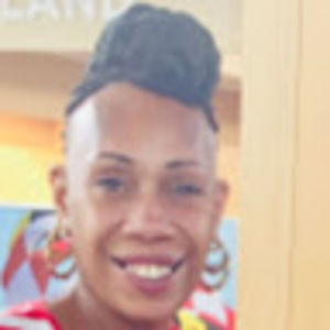 Meet your Posher, Kenyona